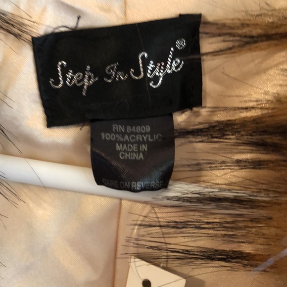 Step In Style. Leopard print jacket - Picture 2 of 4